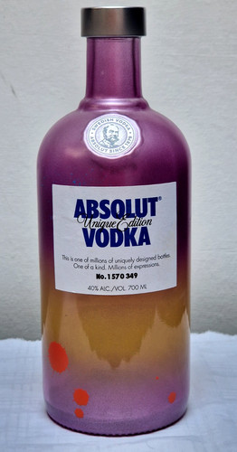 Leere flasche absolut - leere, vodka