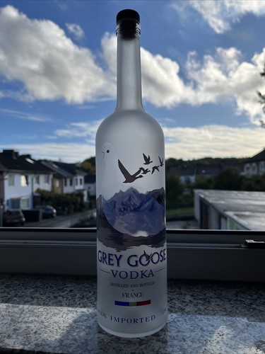 Vodka grey goose - grey, leer