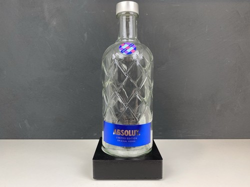 Leer absolut vodka spirit - absolut,