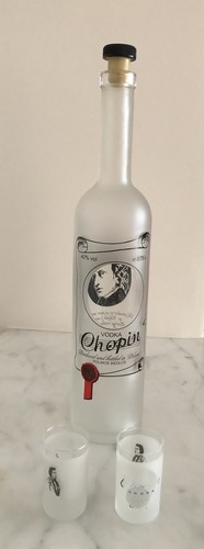 Vodka chopin leere flasche mit - leere,