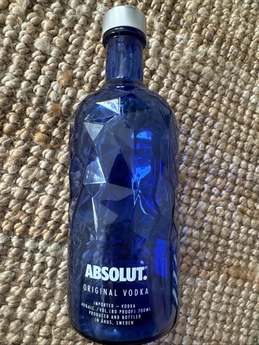 Absolut vodka facets - vodka, edition