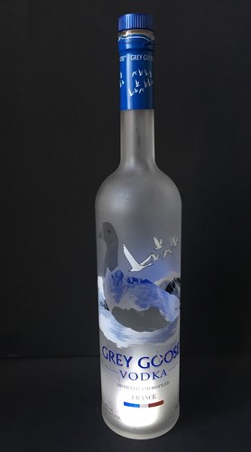 Grey goose vodka - goose, 3