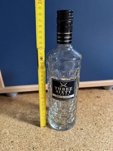 Three sixty vodka flasche leer - sixty,